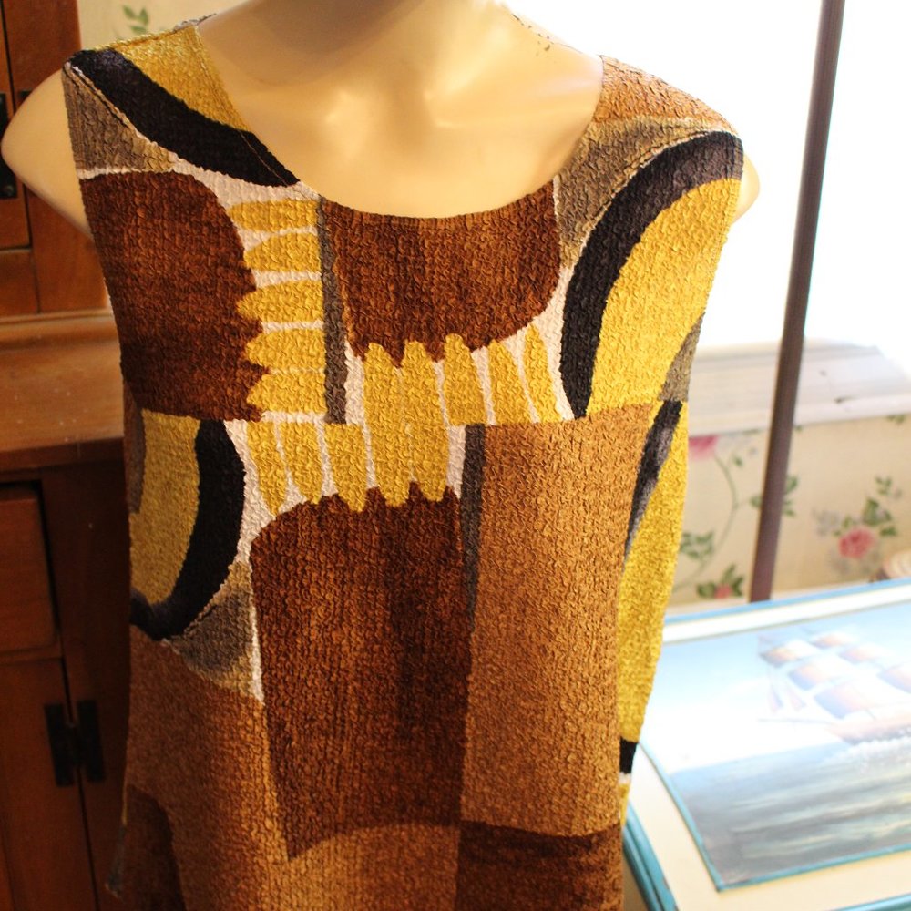 Vintage Chico's Shell Top Size 2 Pretty Pattern
